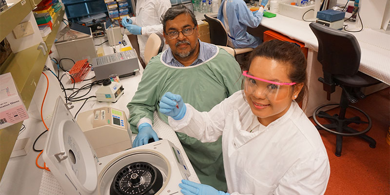 two researchers in lab